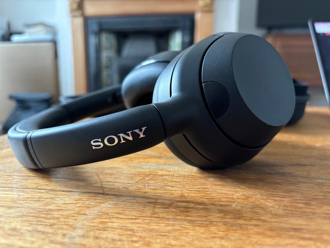 Sony ULT Wear