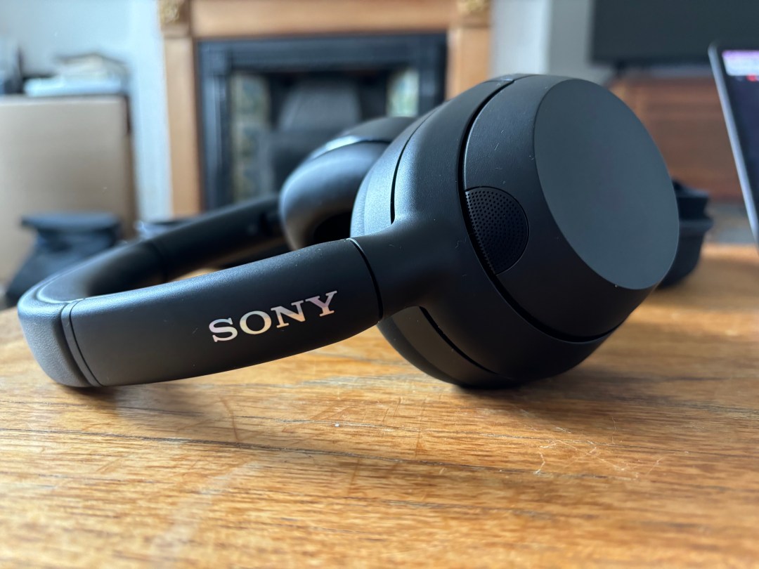 Sony ULT Wear