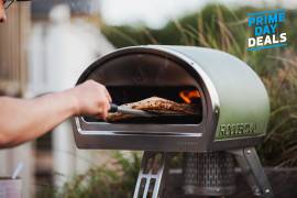 The Gozney Roccbox is 20% off – pizza night just got cheaper
