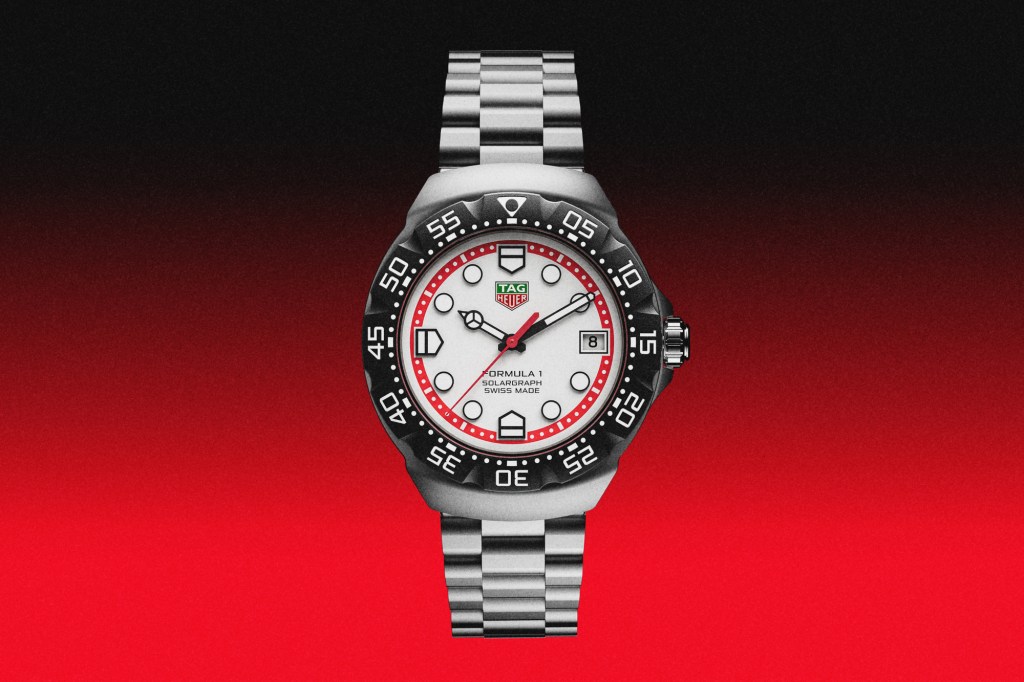 TAG Heuer Forumla 1 Solargraph on red background
