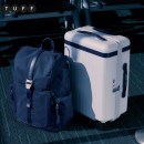 I can finally travel like a Formula 1 driver with this Williams branded luggage