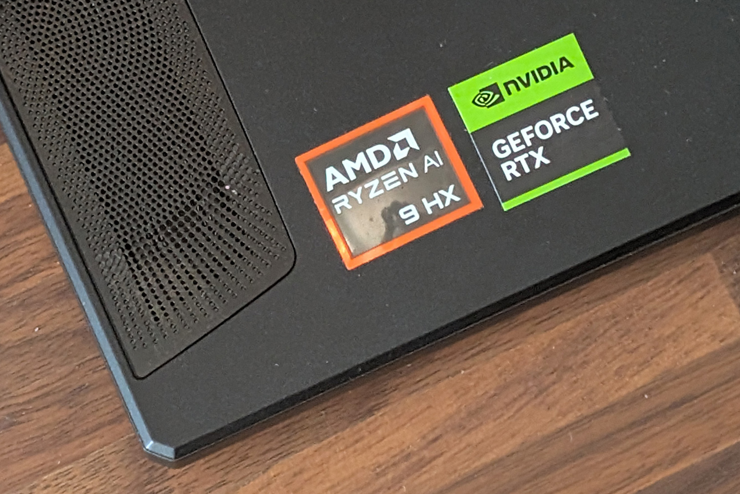 MSI Stealth A18 AI plus review logos