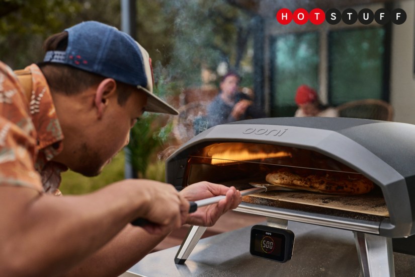 This new Ooni pizza oven fixes one of my biggest cooking gripes