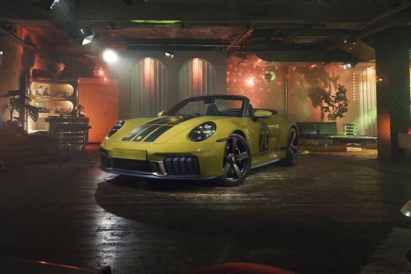 Porsche’s 911 Spirit 70 app is what the Apple Vision Pro was invented for