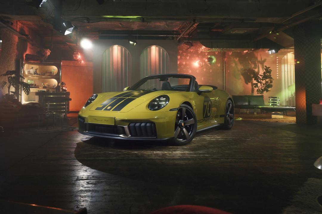 Porsche 911 Spirit 70 front