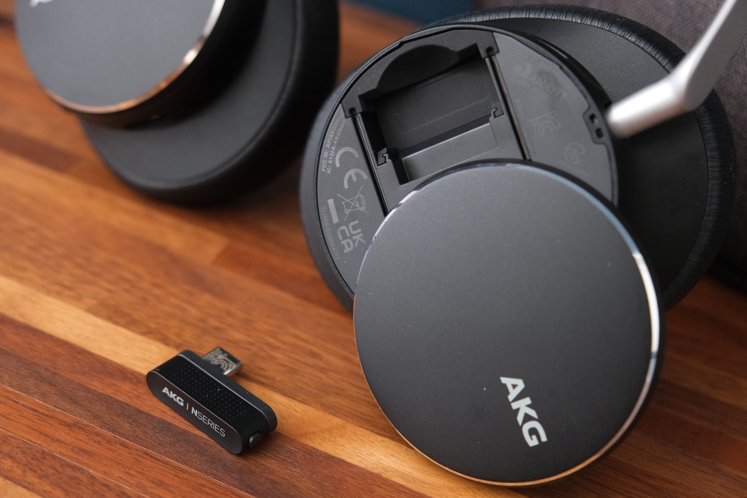 AKG N9 Hybrid review dongle