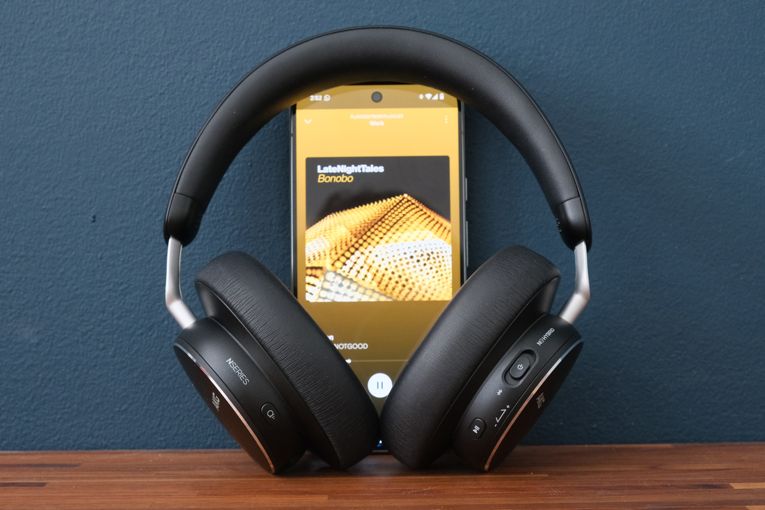 AKG N9 Hybrid review listening
