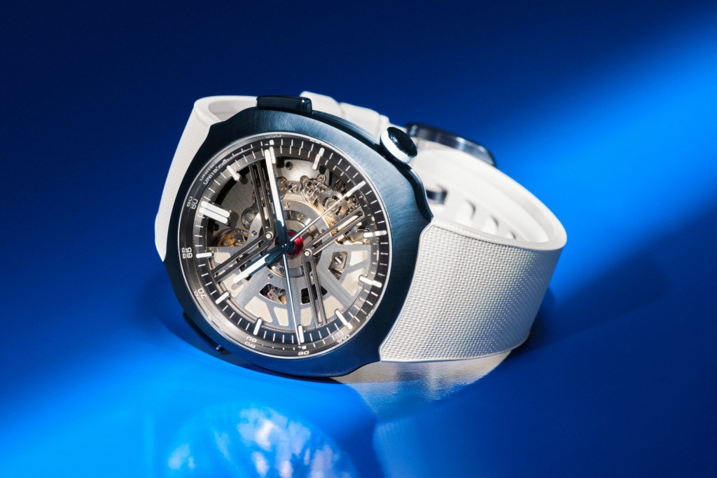 STREAMLINER ALPINE DRIVERS EDITION on blue background