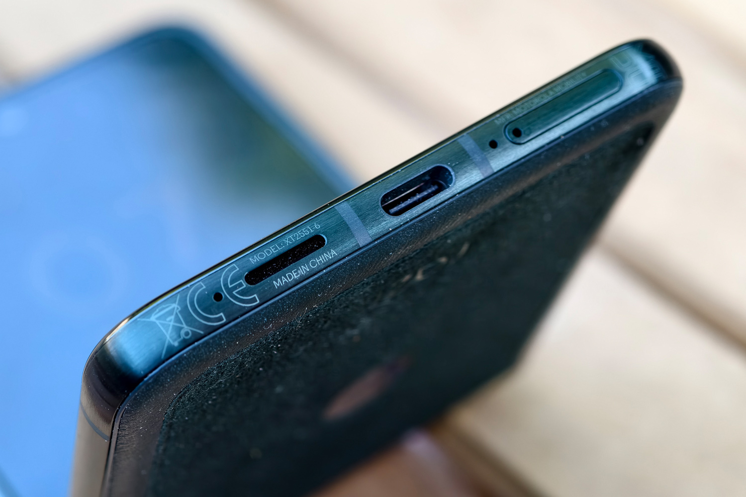 Motorola Razr 60 Ultra review USB