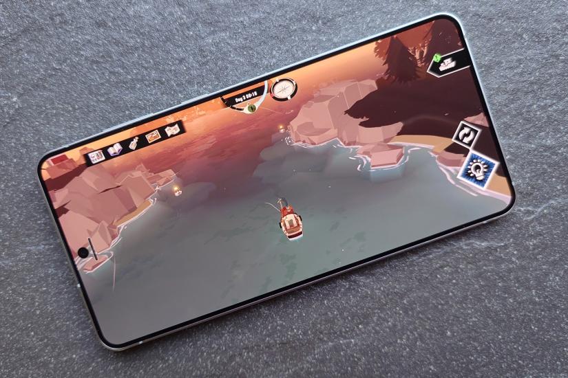 Samsung fans, don’t hold your breath for a Galaxy S26 Edge or TriFold 2