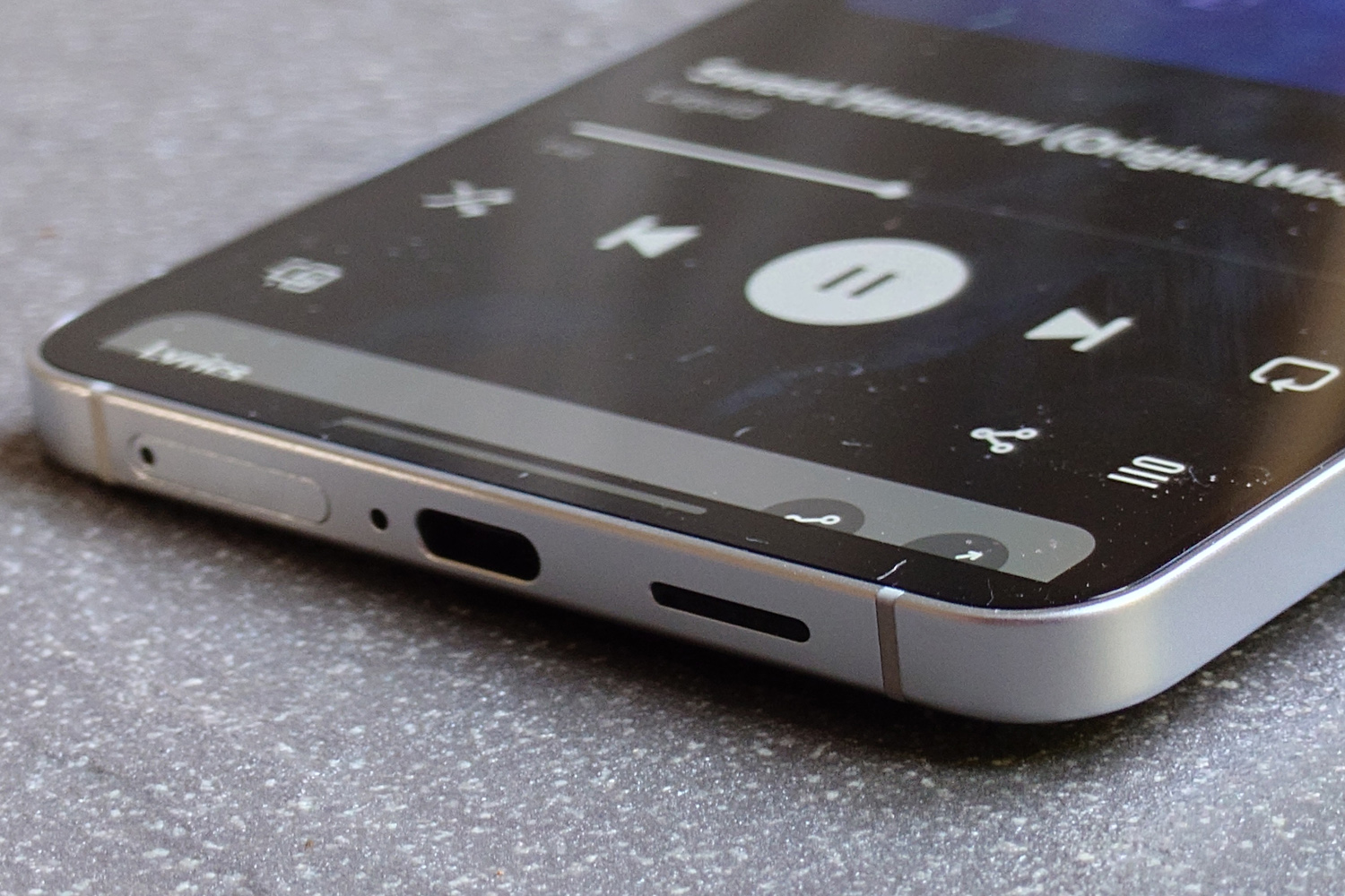 Samsung Galaxy S25 Edge speakers