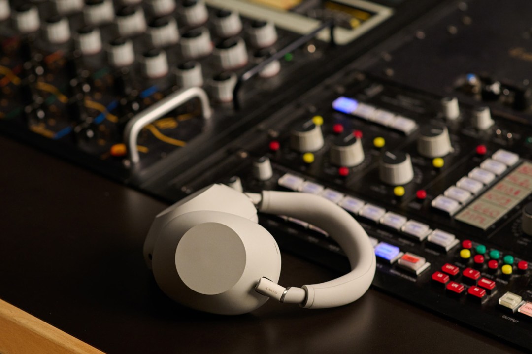 Sony WH-1000XM6