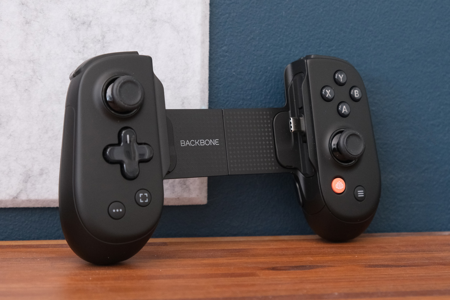 Backbone Pro controller review front