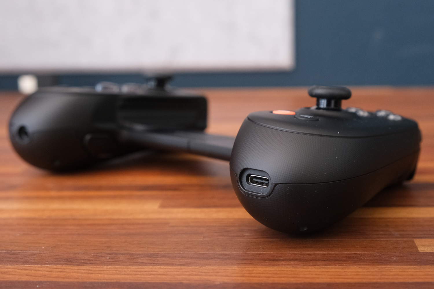Backbone Pro controller review passthrough charging