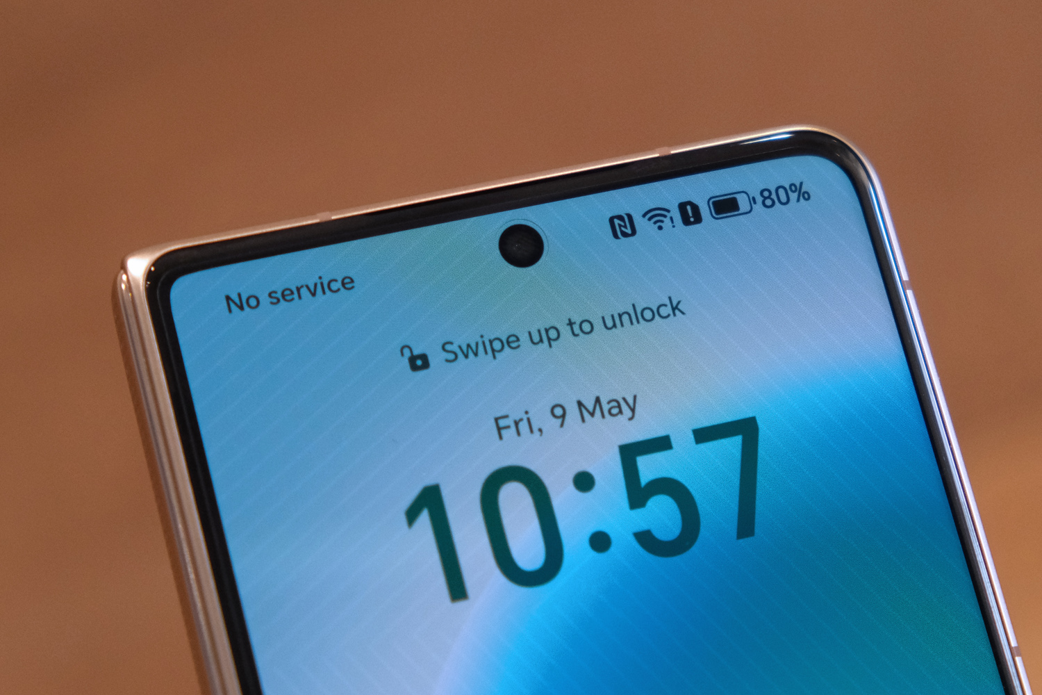 Honor Magic V5 hands-on front camera
