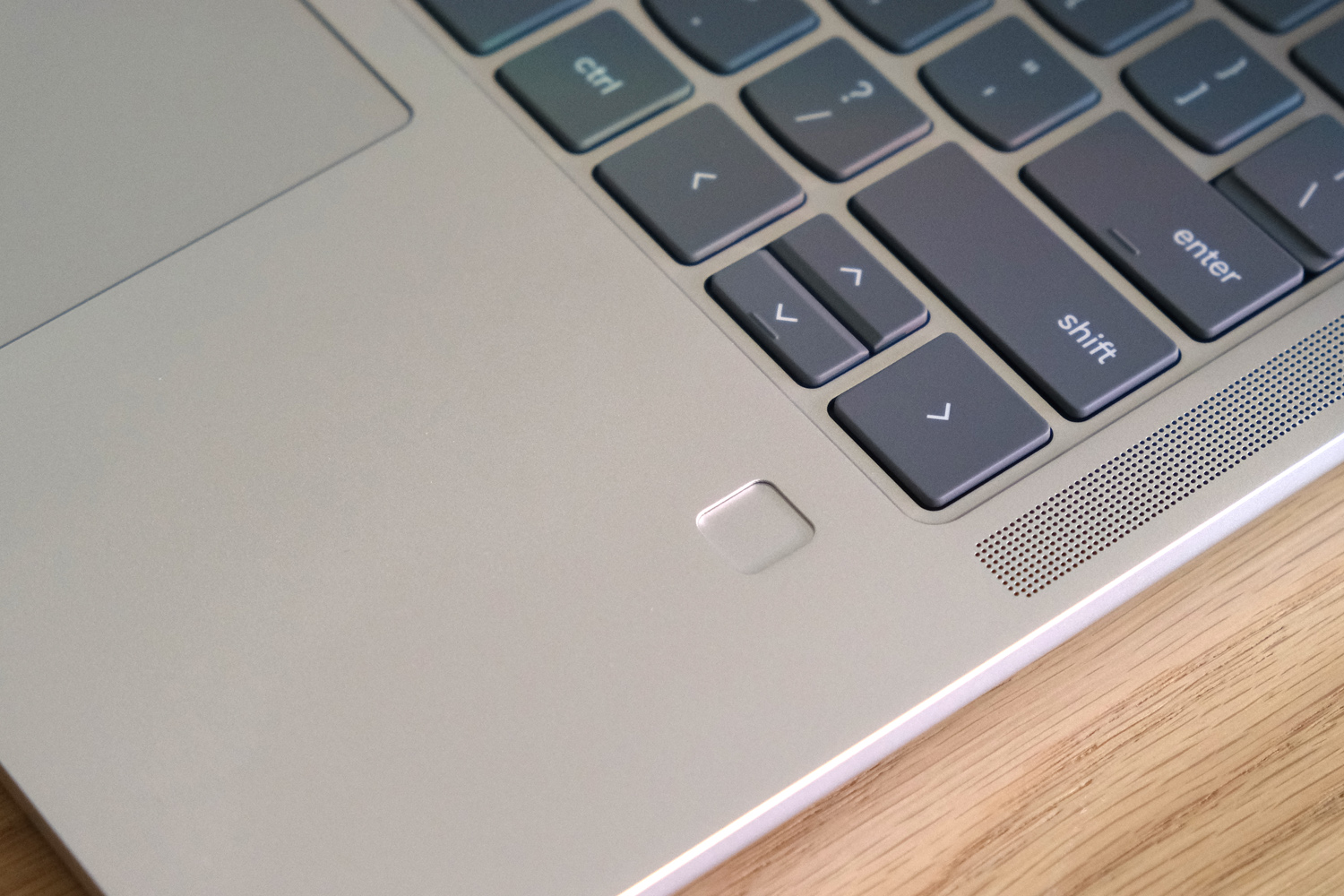 Lenovo Chromebook Plus 14 hands-on fingerprint sensor