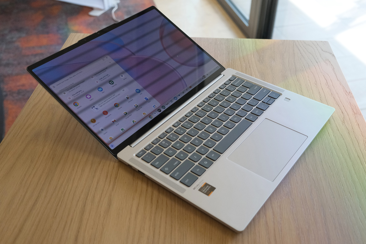 Lenovo Chromebook Plus 14 hands-on hinge