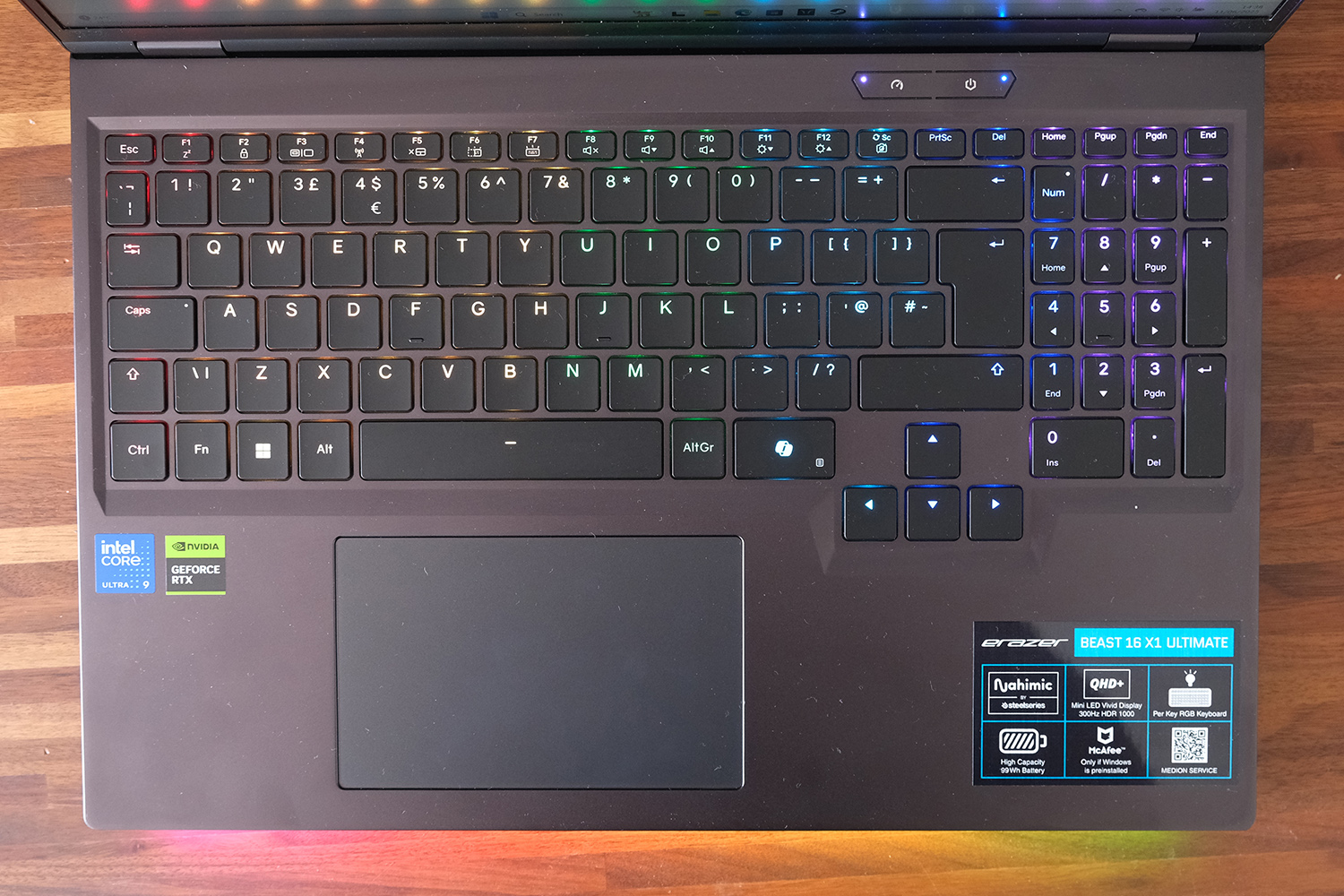 Medion Erazer Beast 16 X1 review keyboard
