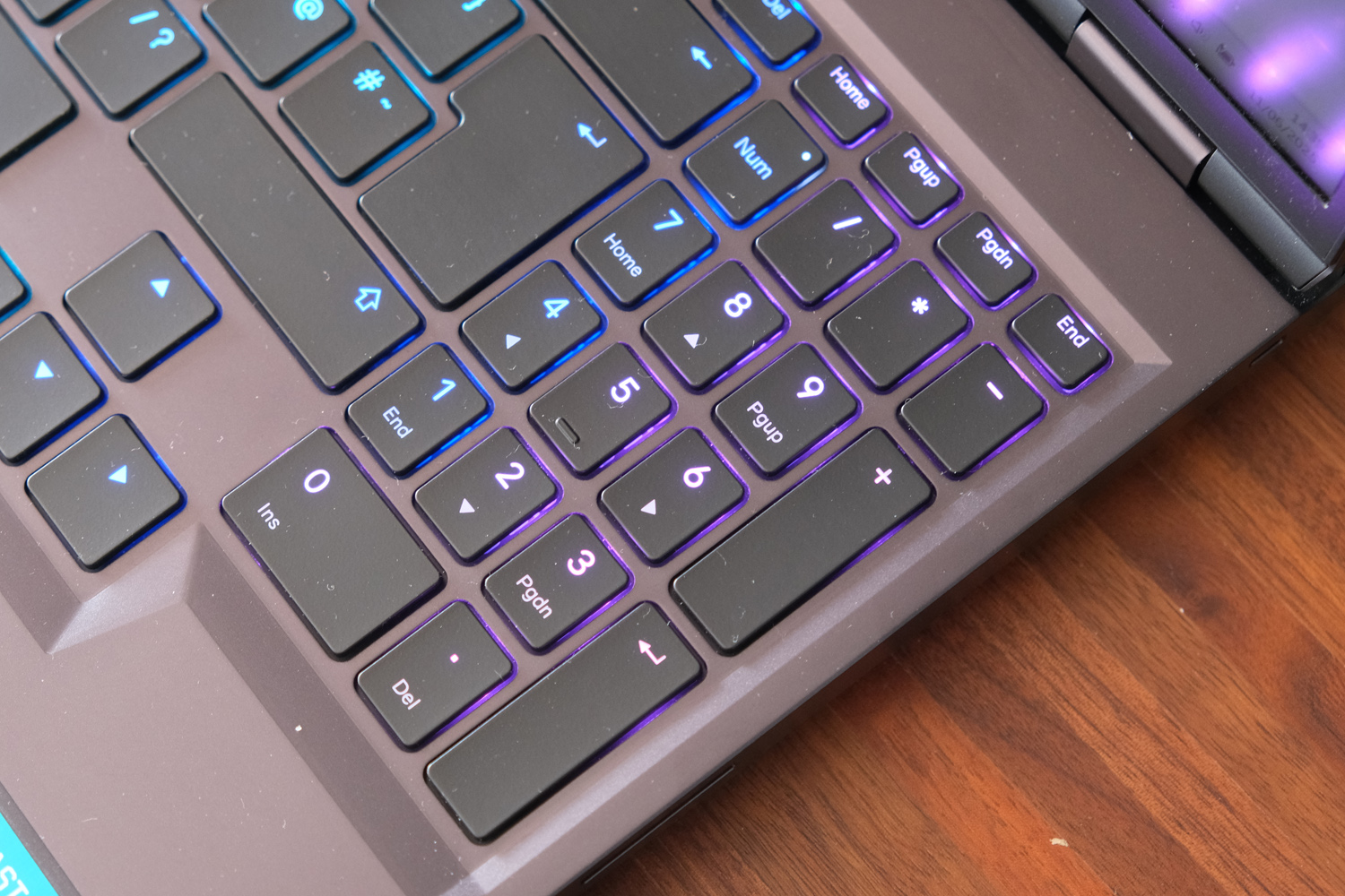 Medion Erazer Beast 16 X1 review number pad