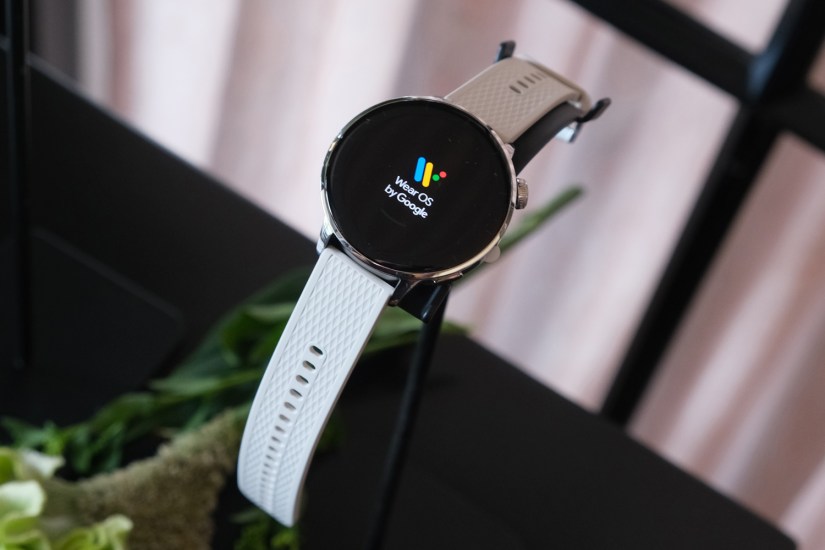The OnePlus Watch 3 43mm slims down my favourite WearOS wearable