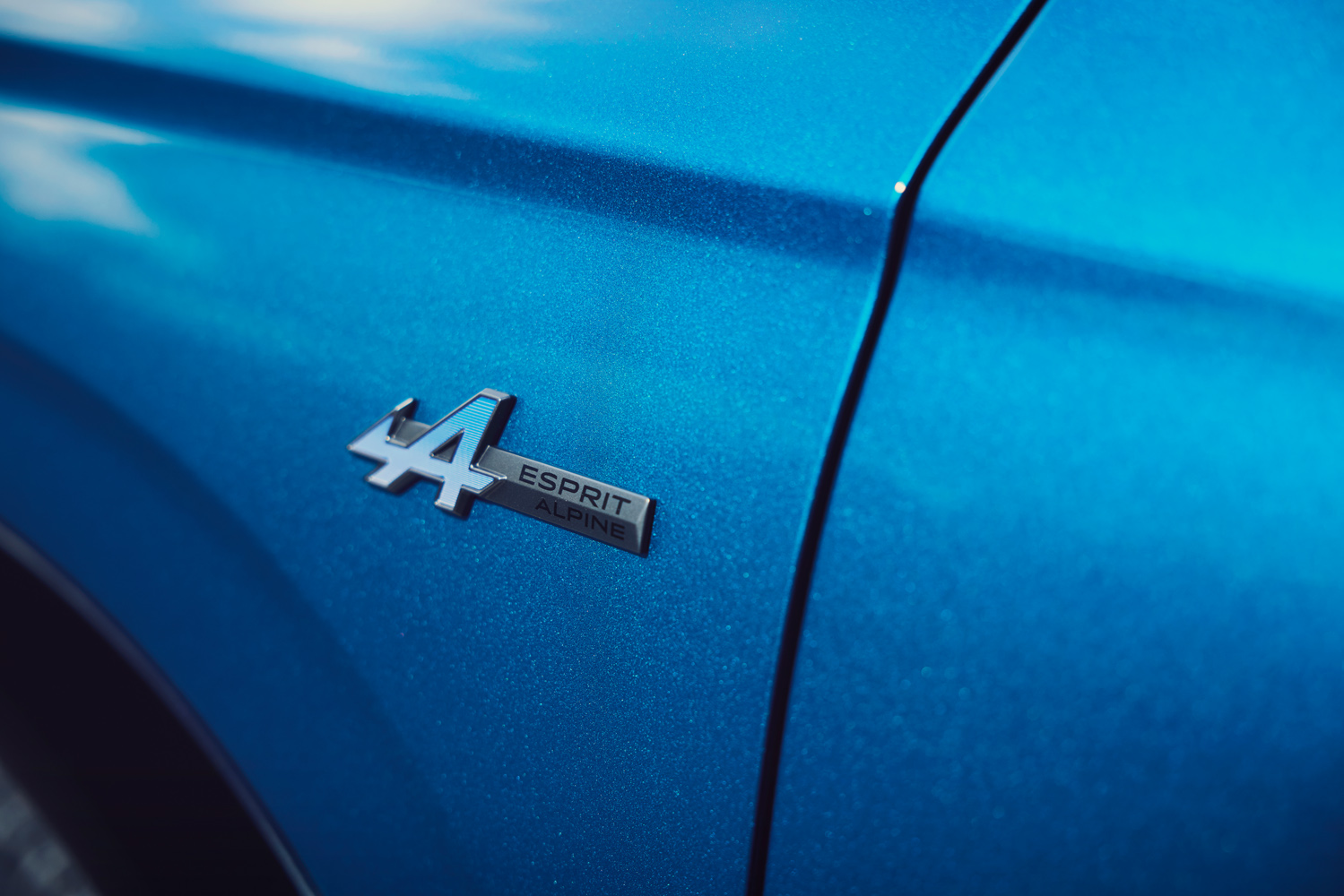 Renault Austral review alpine badge