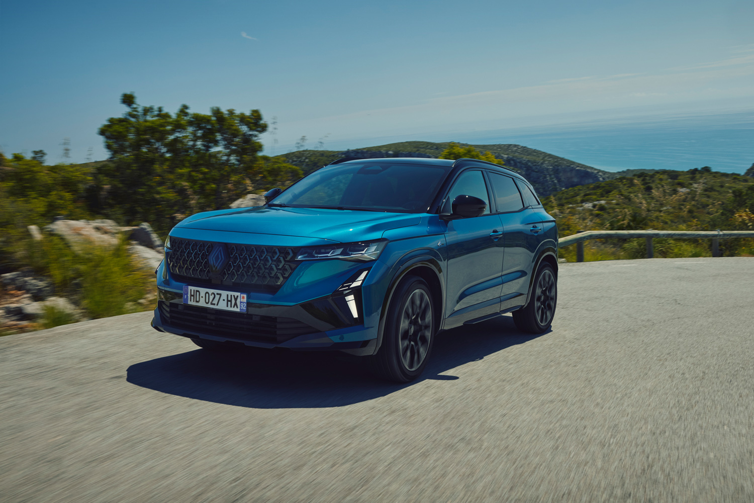 Renault Austral review cornering front