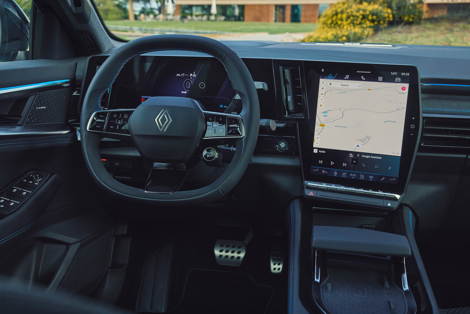 Renault Austral review dashboard
