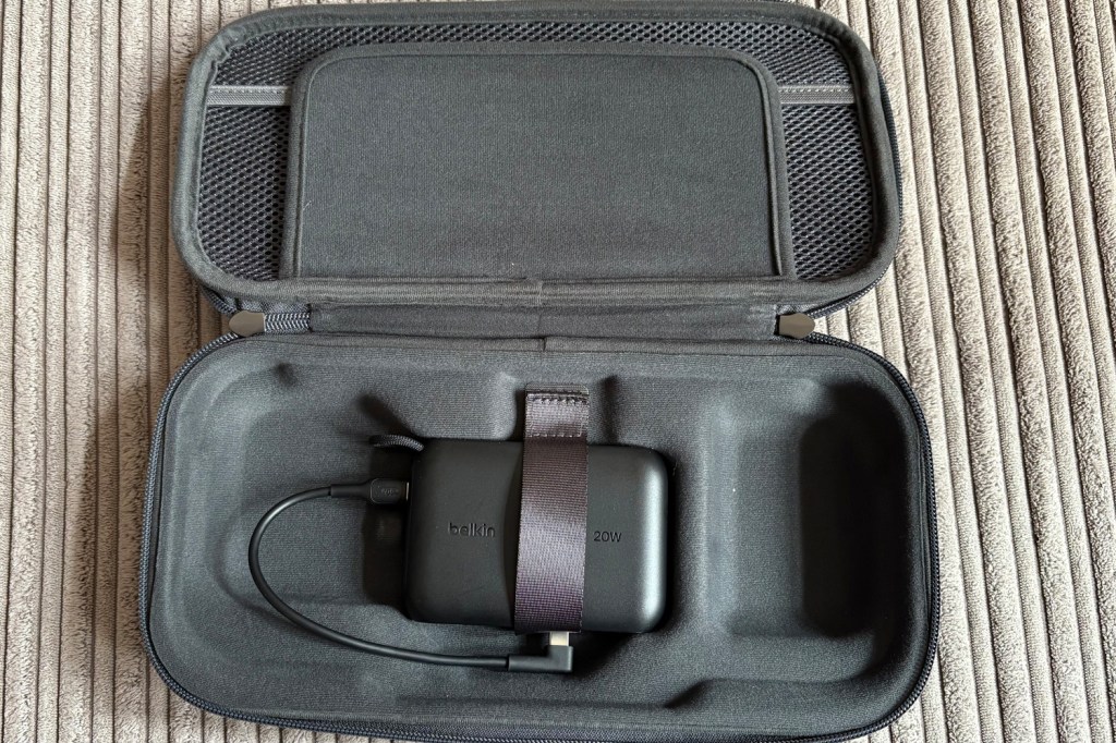 Switch 2 accessories Belkin charge case