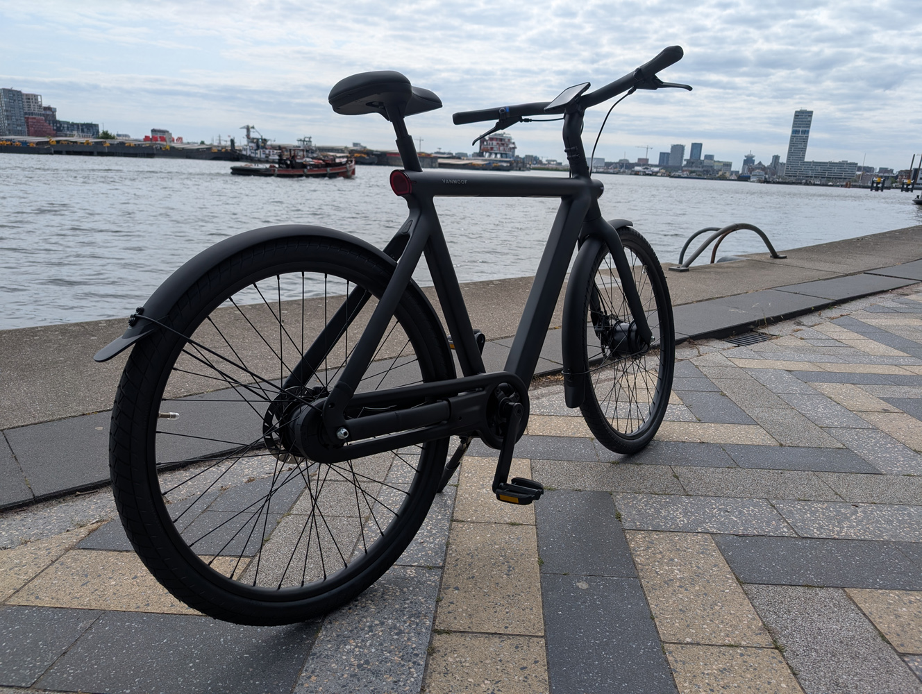 VanMoof S6 Black rear