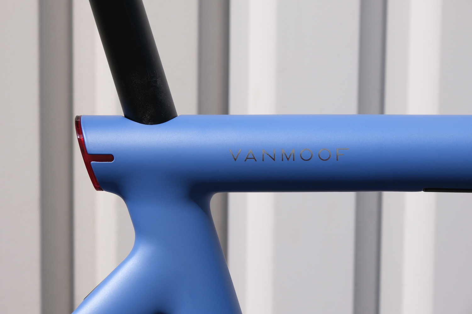 VanMoof S6 logo