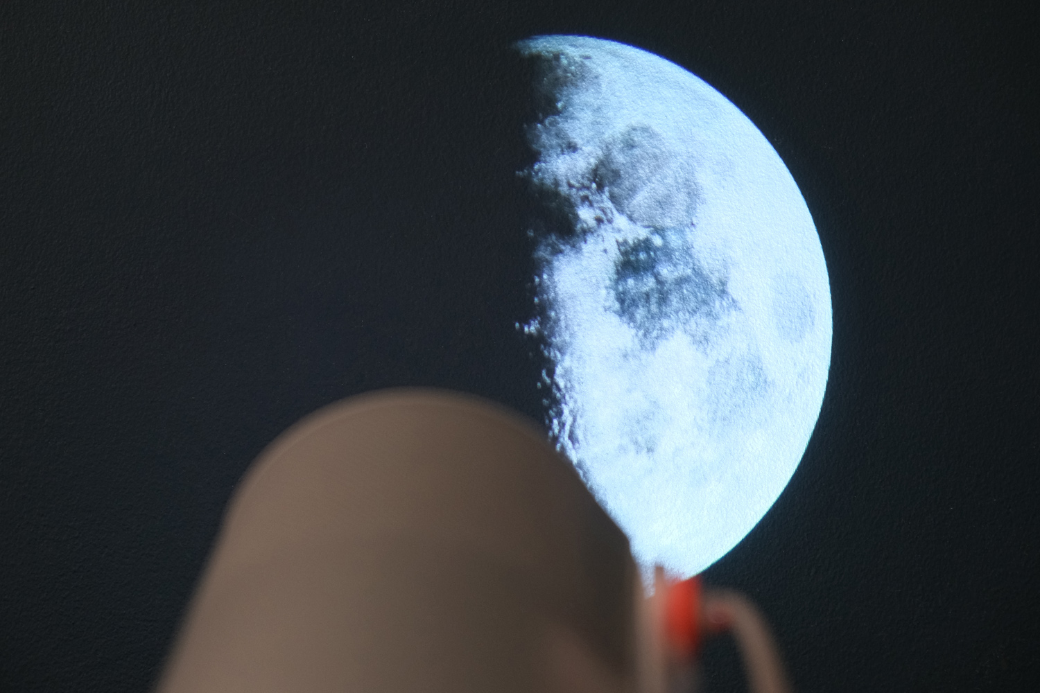 Xgimi Mogo 4 review lunar filter