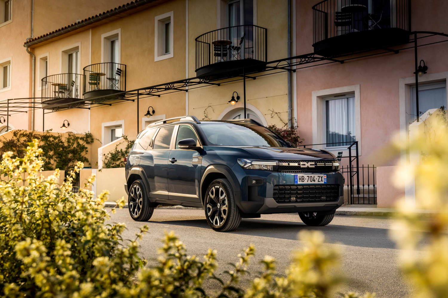 Dacia Bigster Hybrid 155 drive static front