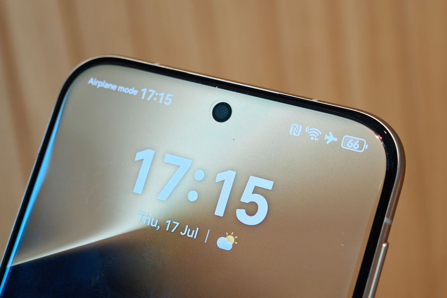 Huawei Pura 80 Ultra review camera front
