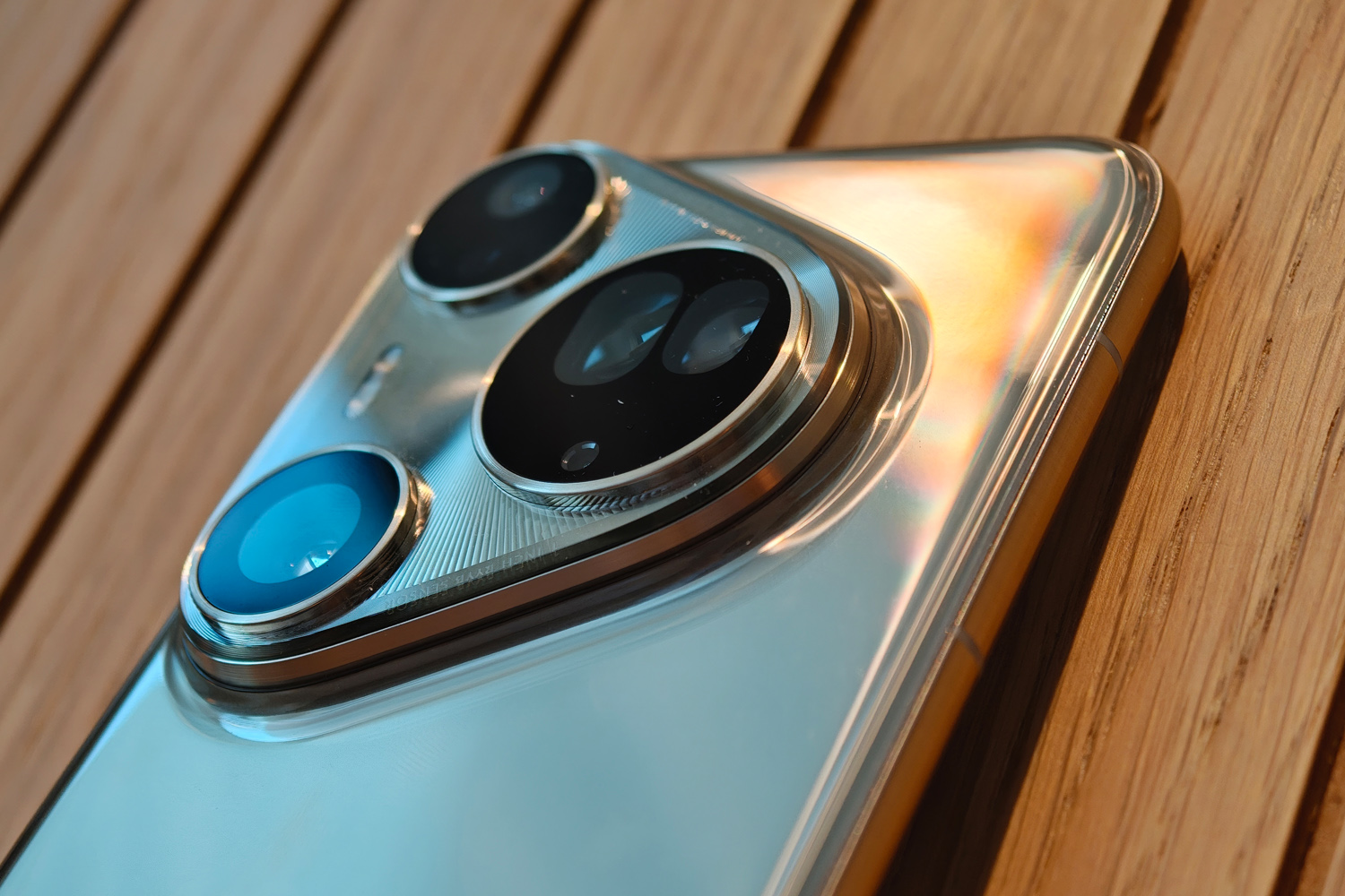 Huawei Pura 80 Ultra review camera design