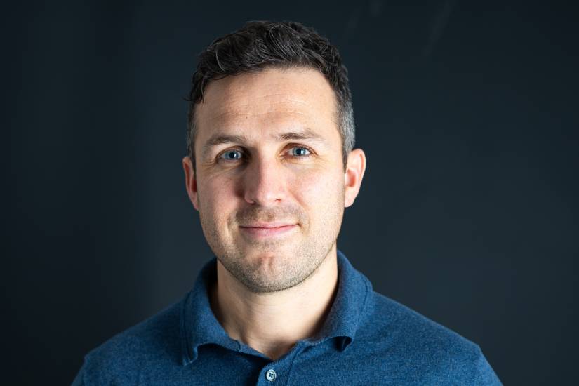 Stuff Meets… Lewis Allison, the CEO behind the modular and repairable UNA GPS watch on being crap at golf, taking $1 deposits and finding time for fitness 
