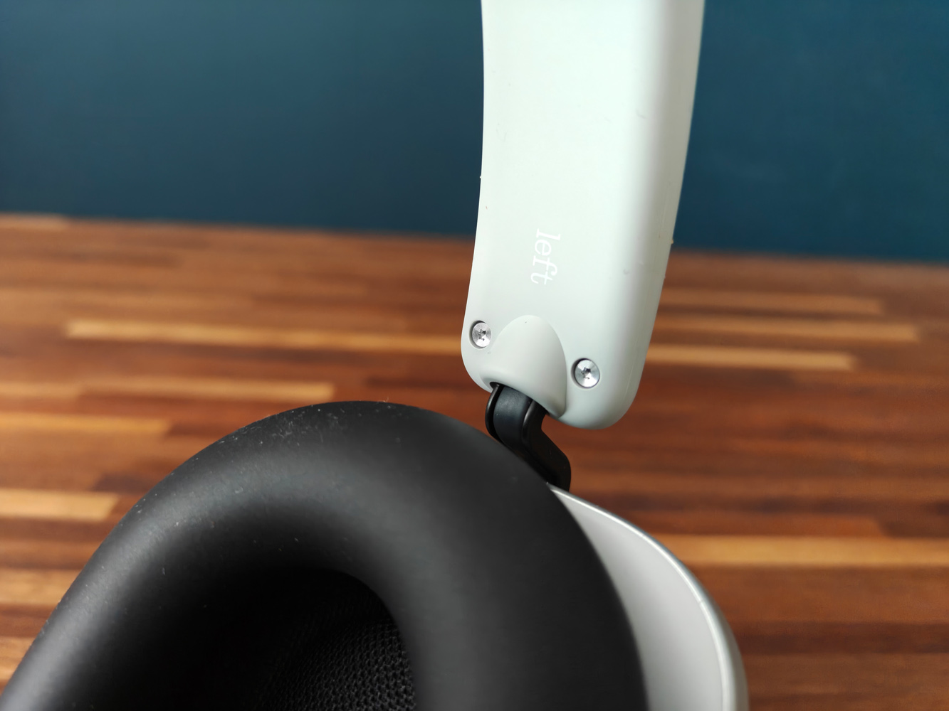 Nothing Headphone 1 review labels