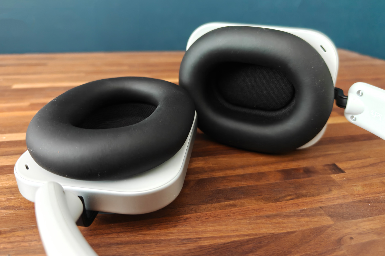 Nothing Headphone 1 review pads