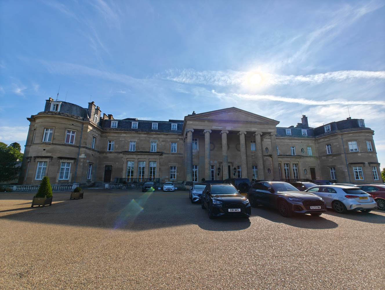 Nothing Phone 3 camera samples Luton Hoo ultrawide