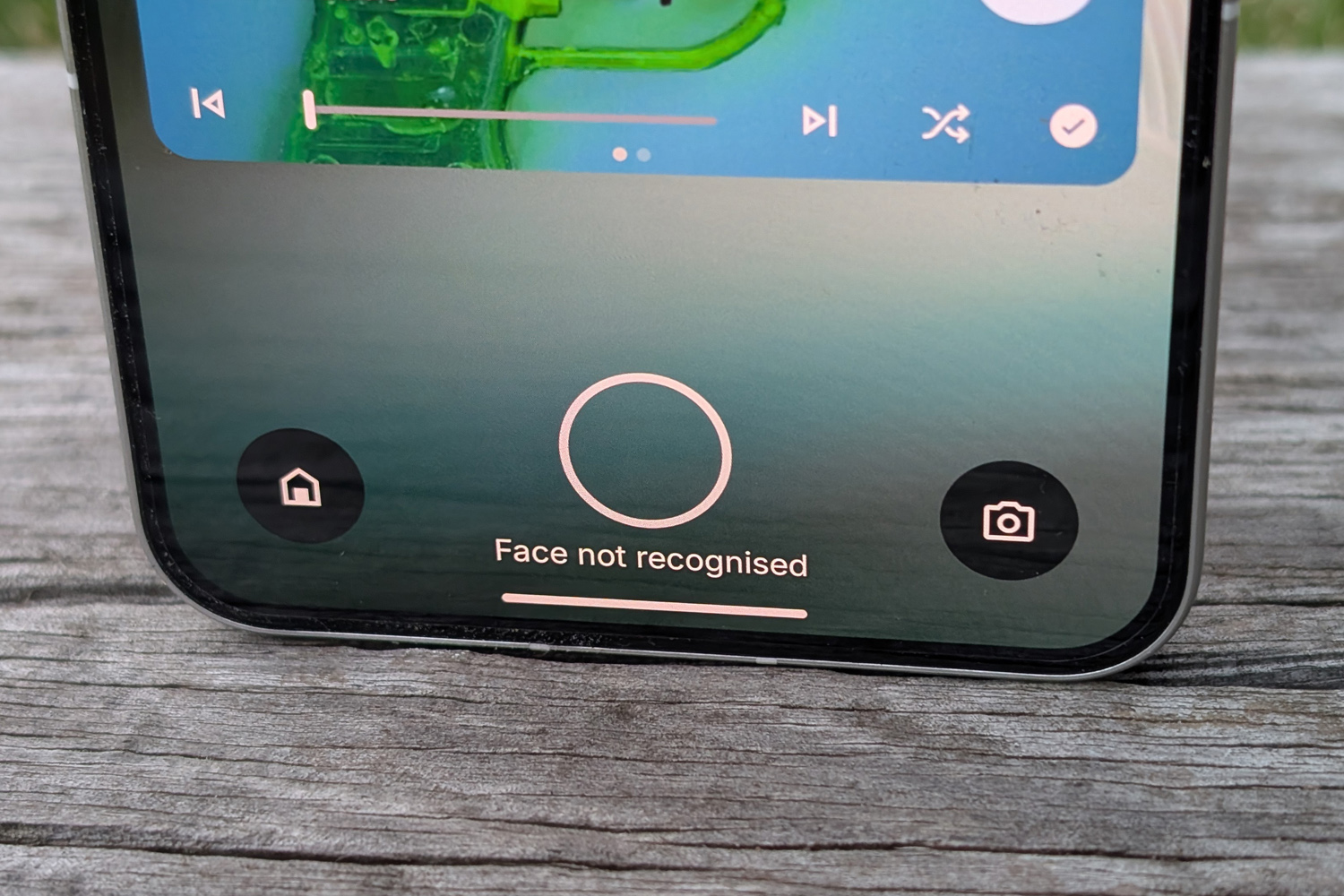 Nothing Phone 3 review fingerprint sensor