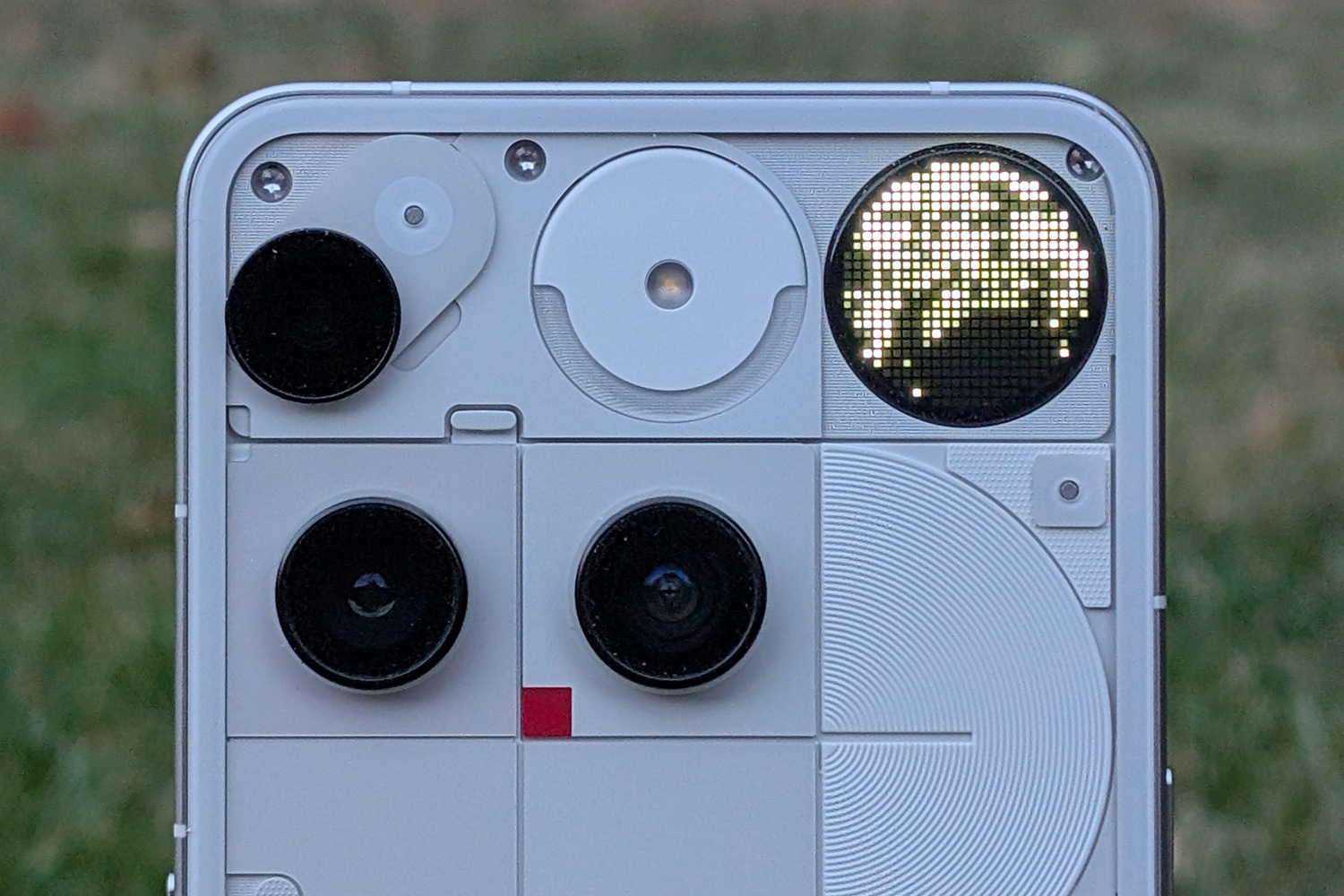 Nothing Phone 3 review selfie mirror
