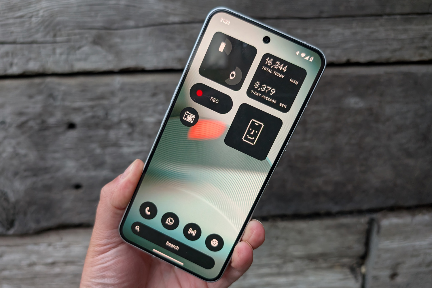 Nothing Phone 3 review widgets