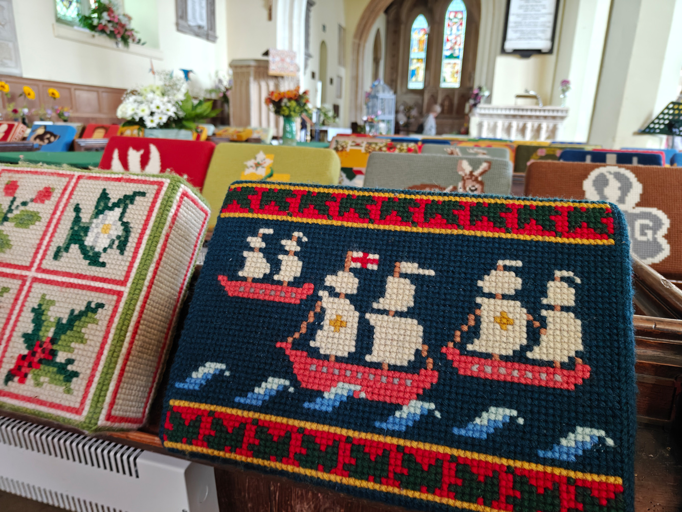 OnePlus Nord camera samples church cushions