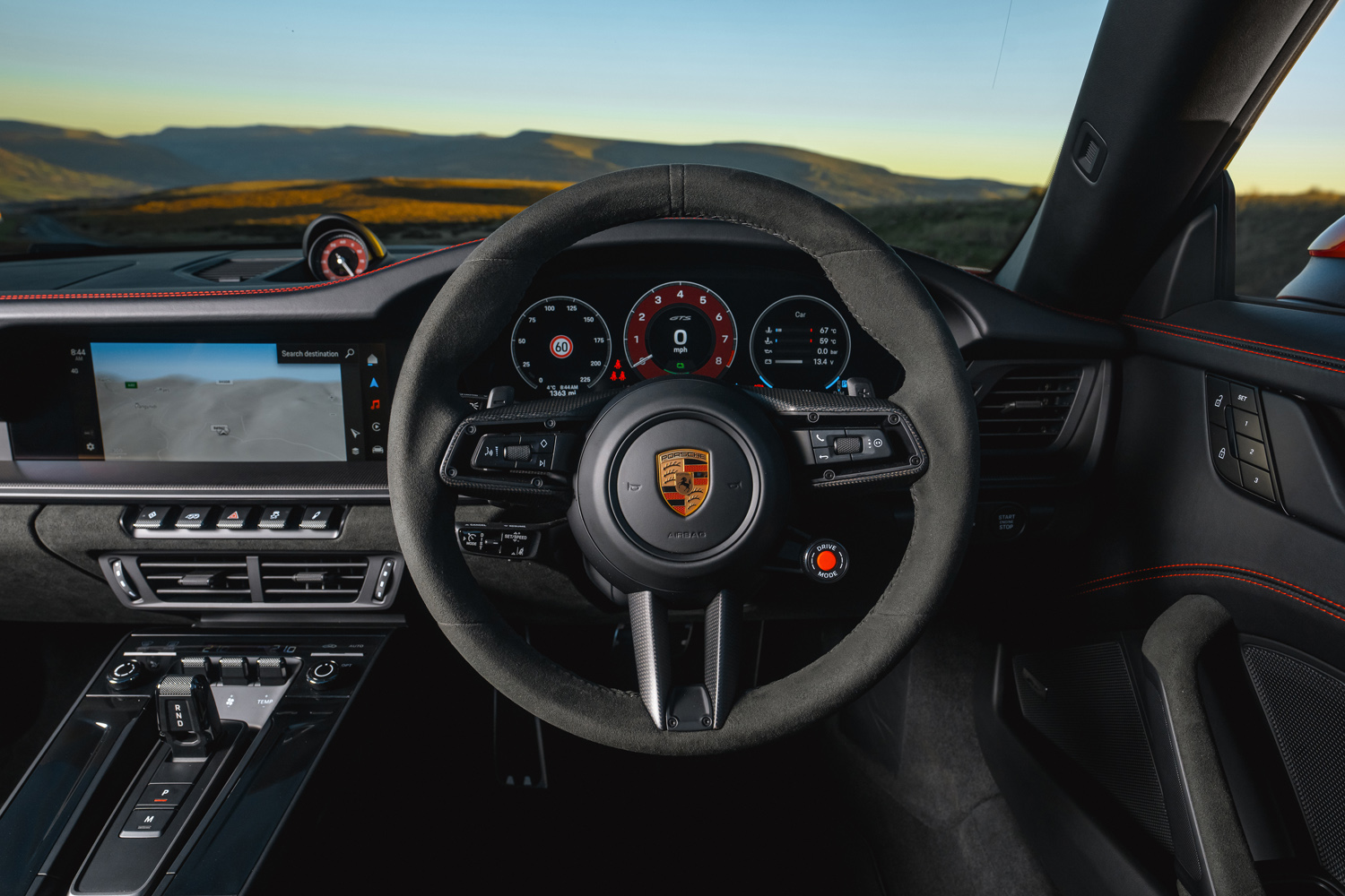 Porsche 911 GTS Cabriolet drive steering wheel