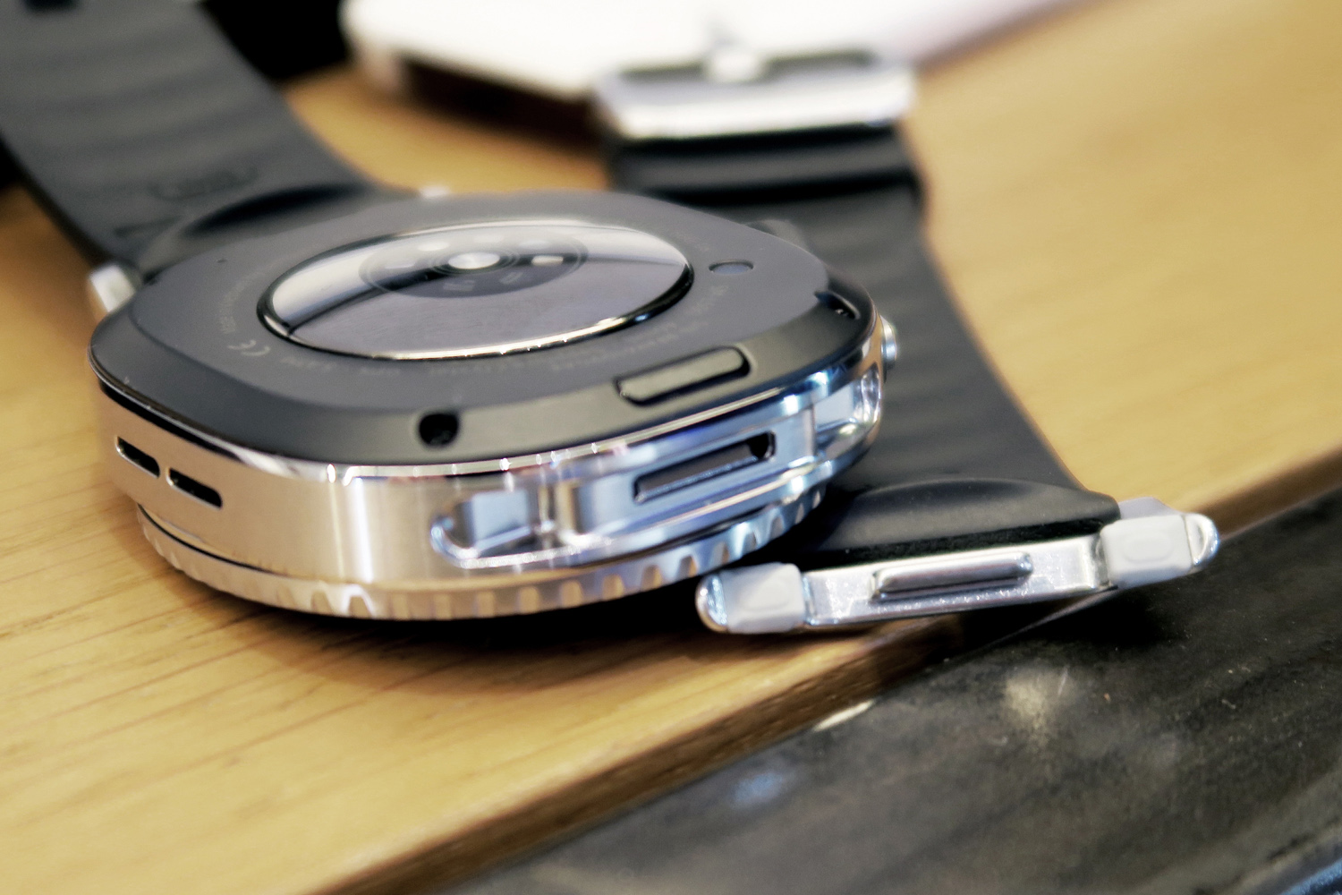 Samsung Galaxy Unpacked July 2025 hands on Galaxy Watch 8 Classic lugs macro