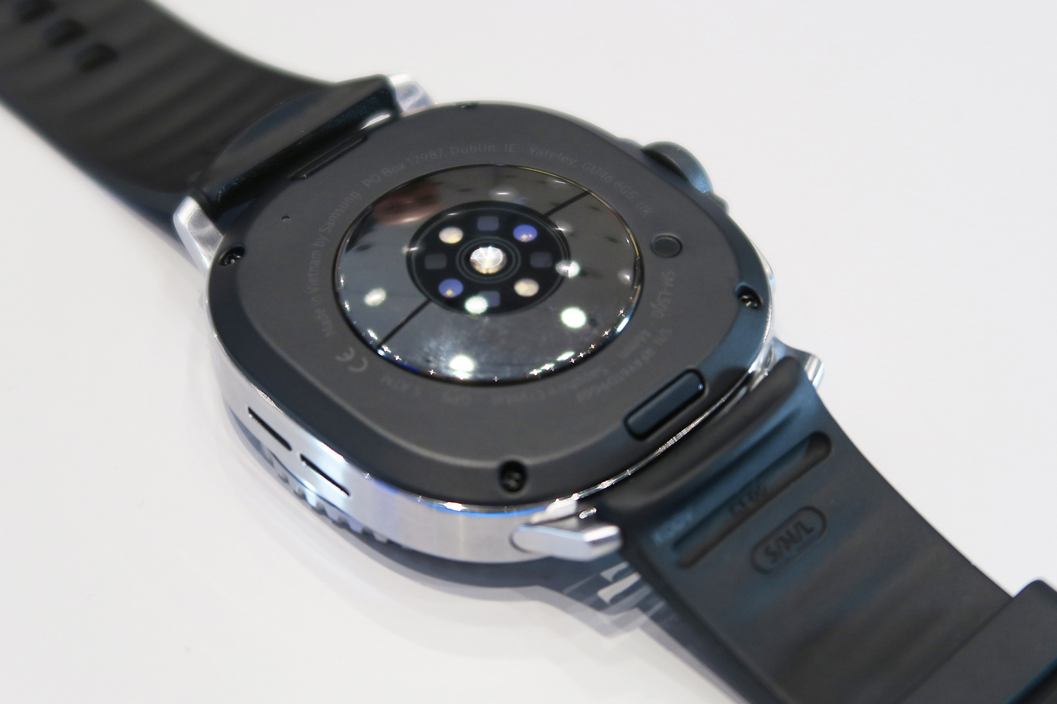 Samsung Galaxy Unpacked July 2025 hands on Galaxy Watch 8 Classic sensor