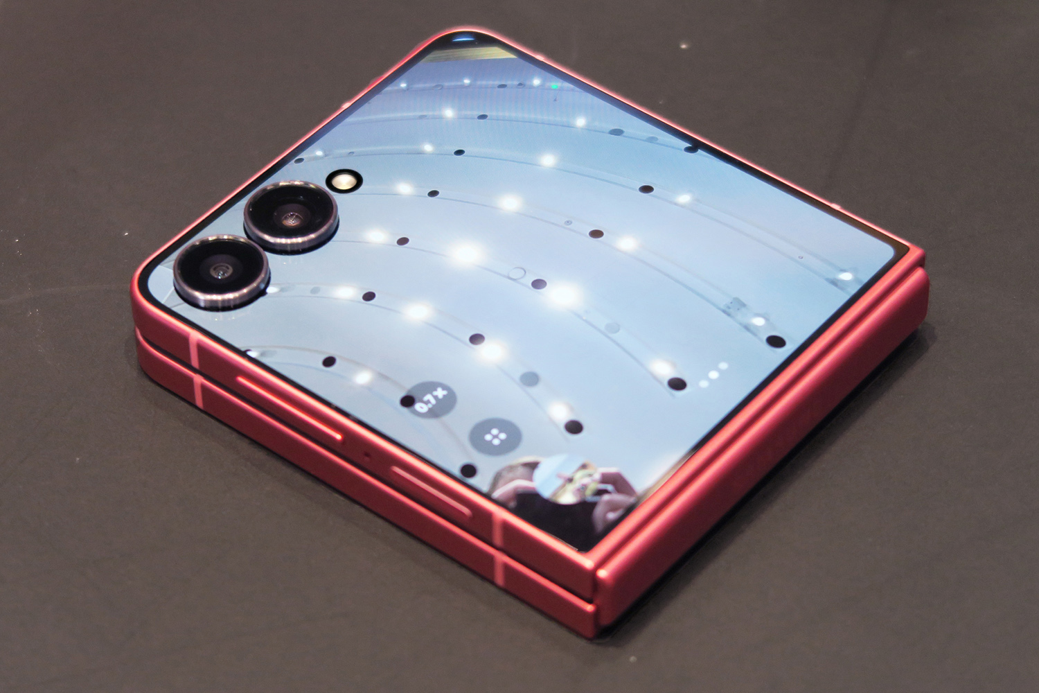 Samsung Galaxy Unpacked July 2025 hands on Z Flip 7 FlexWindow closed angled