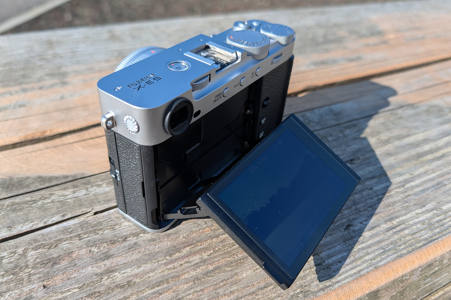 Fujifilm X-E5 review LCD