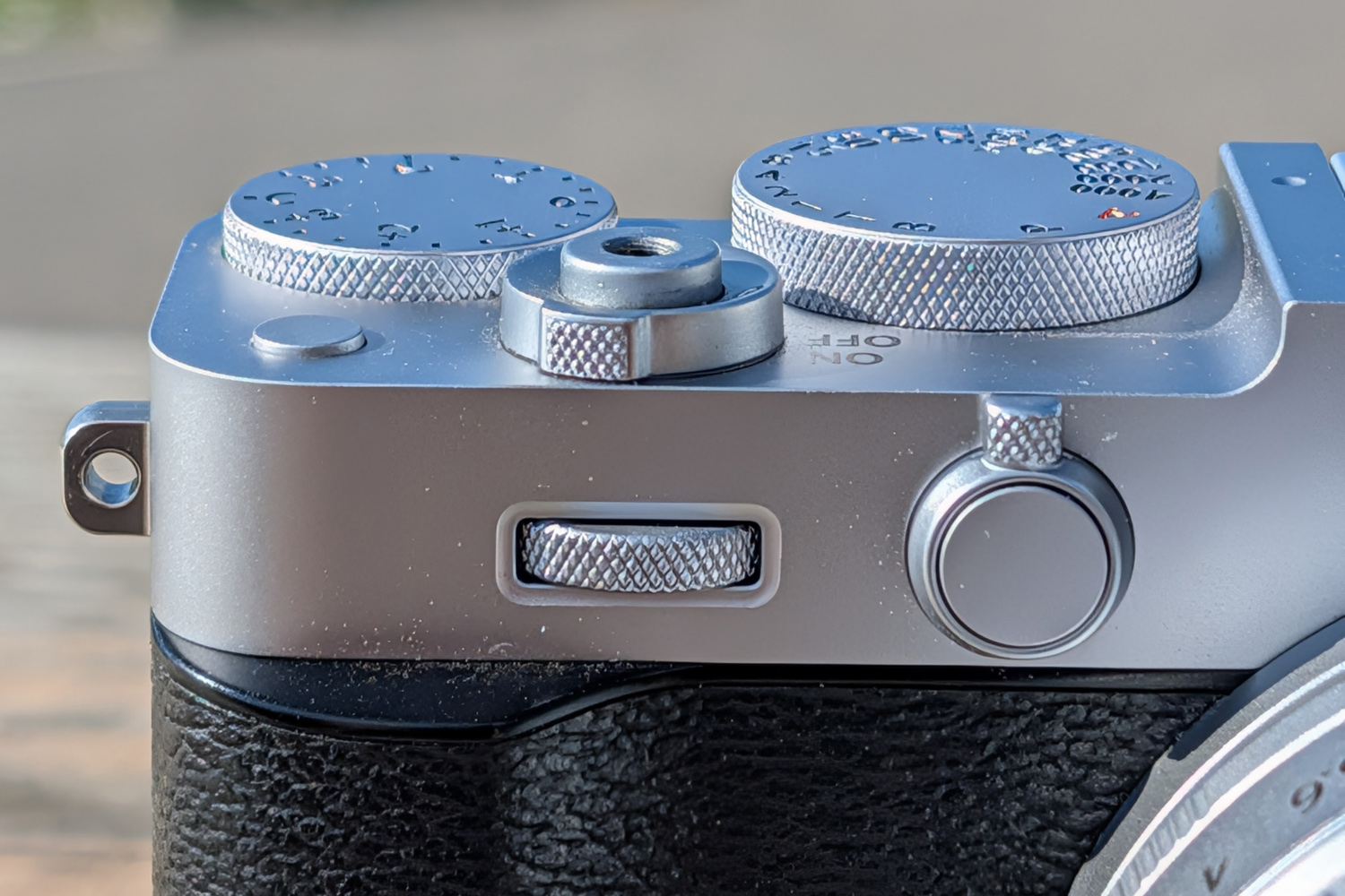 Fujifilm X-E5 review shutter button