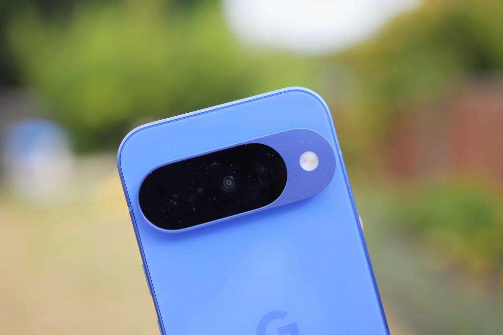 Google Pixel 10 rear case
