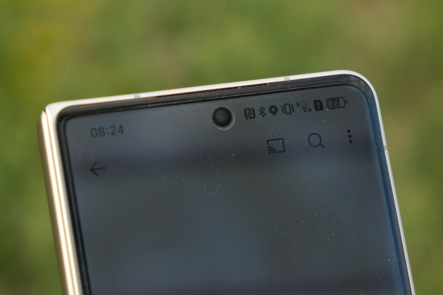 Honor Magic V5 review front camera